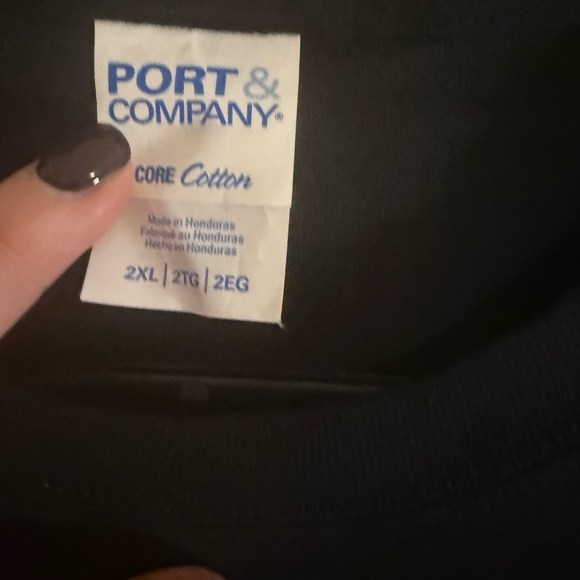 Black and Gold Graphic Tee - Picture 3 of 6